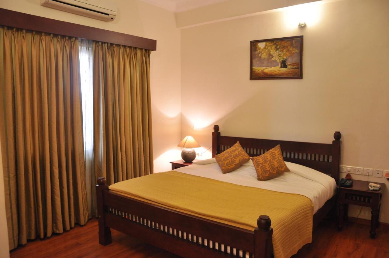 Hotel Niketana @ Boat Club Chennai Zewnętrze zdjęcie