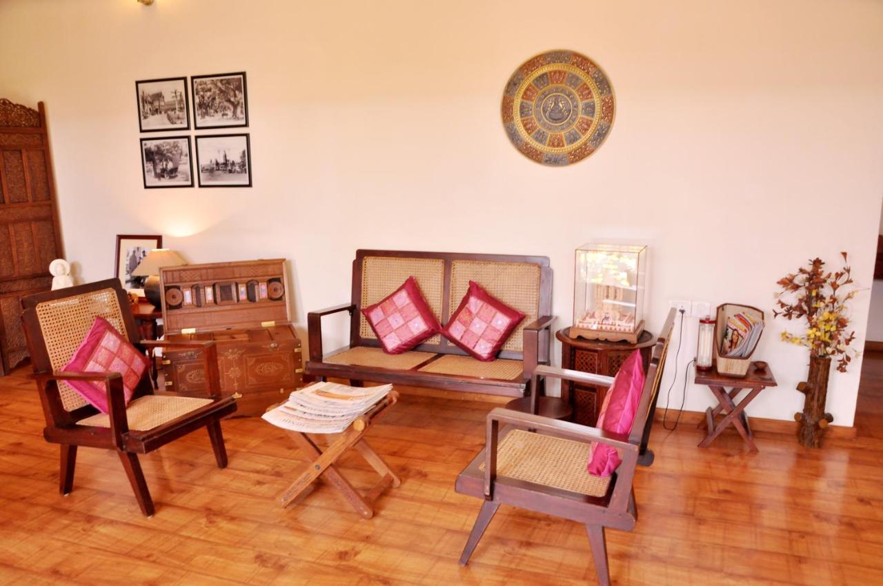 Hotel Niketana @ Boat Club Chennai Zewnętrze zdjęcie